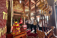 ĐOÀN CÔNG TÁC CỦA QUỐC HỘI, BỘ XÂY DỰNG, BAN QUẢN LÝ DỰ ÁN ĐƯỜNG HỒ CHÍ MINH VÀ ĐẠI BIỂU QUỐC HỘI TỈNH THÁI NGUYÊN, TUYÊN QUANG THAM QUAN KHU DI TÍCH QUỐC GIA ĐẶC BIỆT TÂN TRÀO